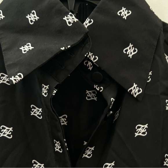 $1790 New 🆕 Fendi Kaligraph logo print silk button dress size 40 - Picture 7 of 12